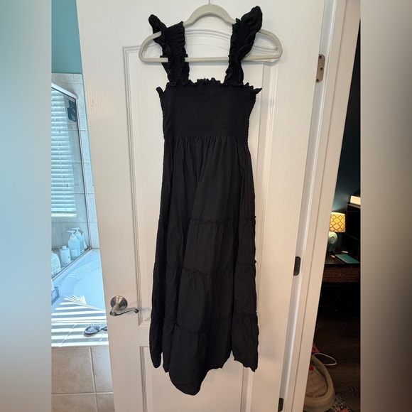 Hill House Dresses & Skirts - Hill House Ellie Smocked Dress, S